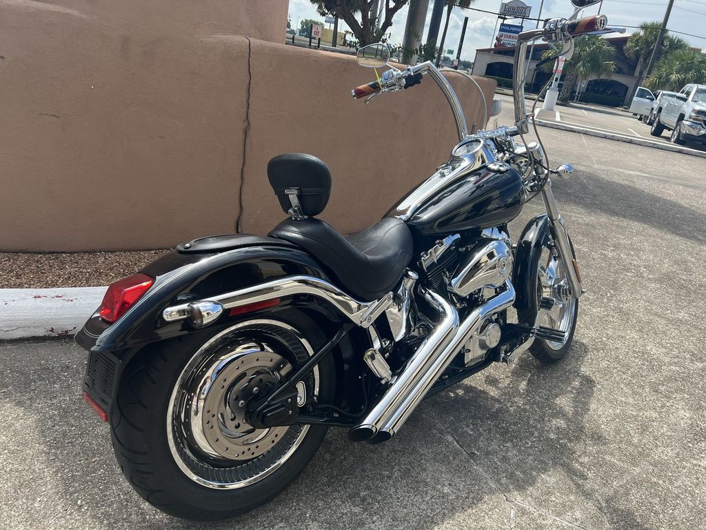 Softail® Deuce®
