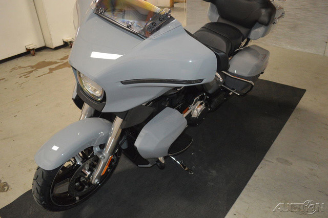 Street Glide® Ultra