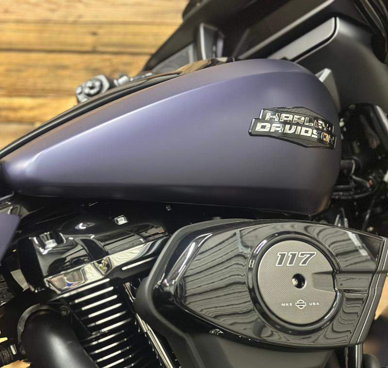 Street Glide®