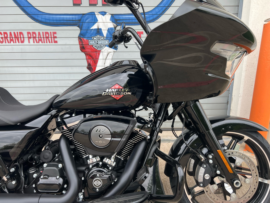 Road Glide®
