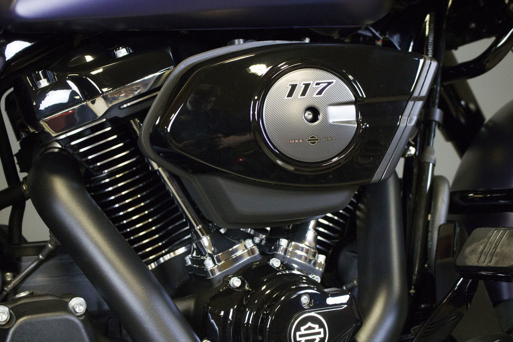 Road Glide®
