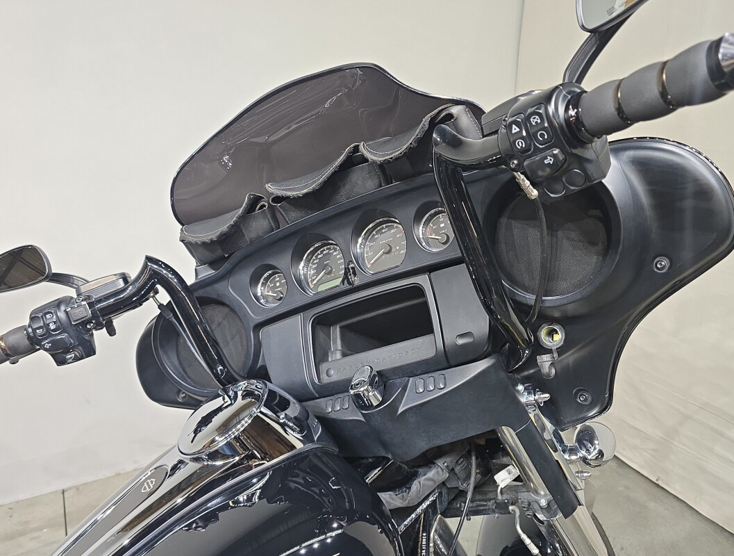 Electra Glide Standard