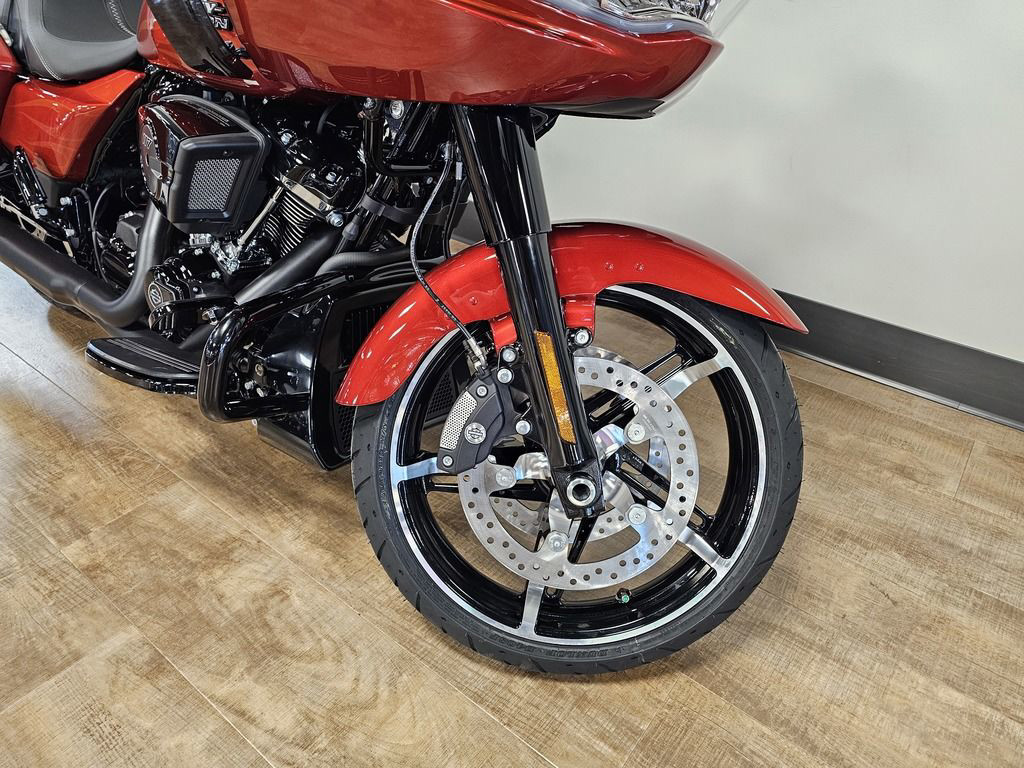 Road Glide®