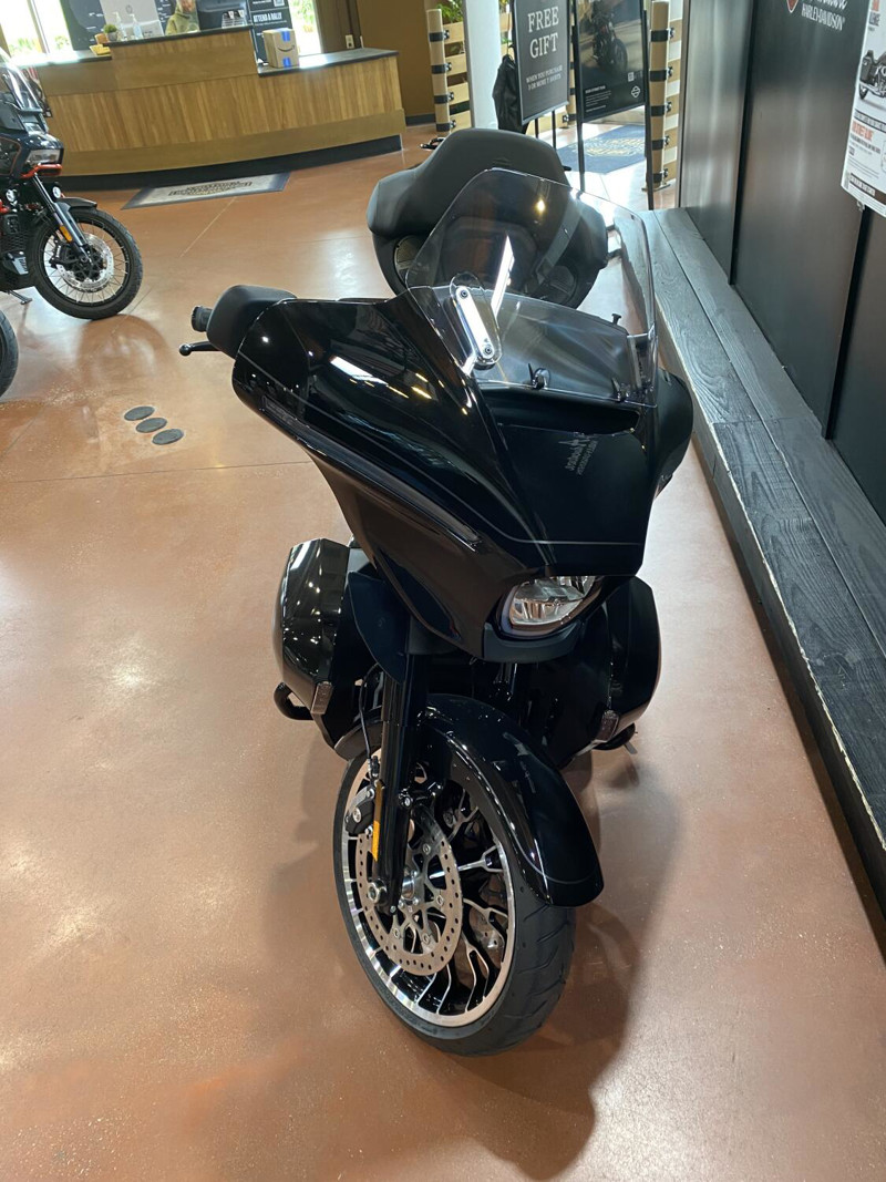 Street Glide® Limited