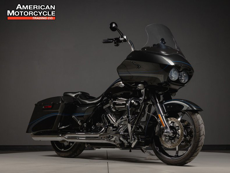 CVO™ Road Glide® Custom 