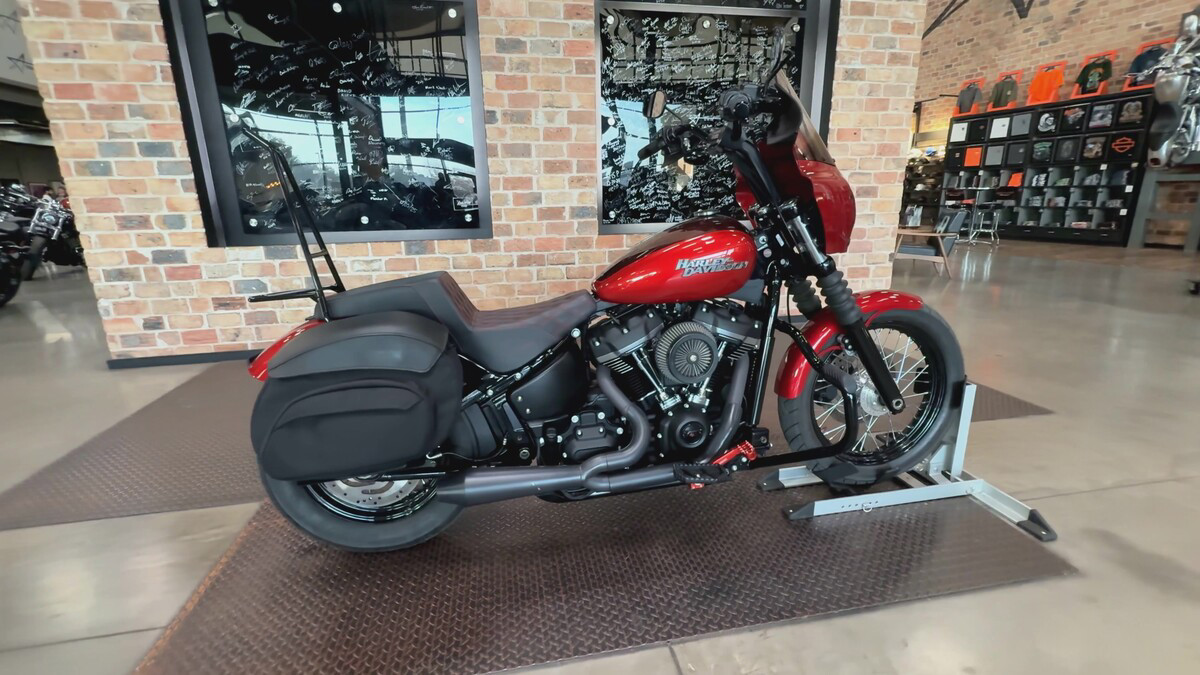 Softail® Street Bob®