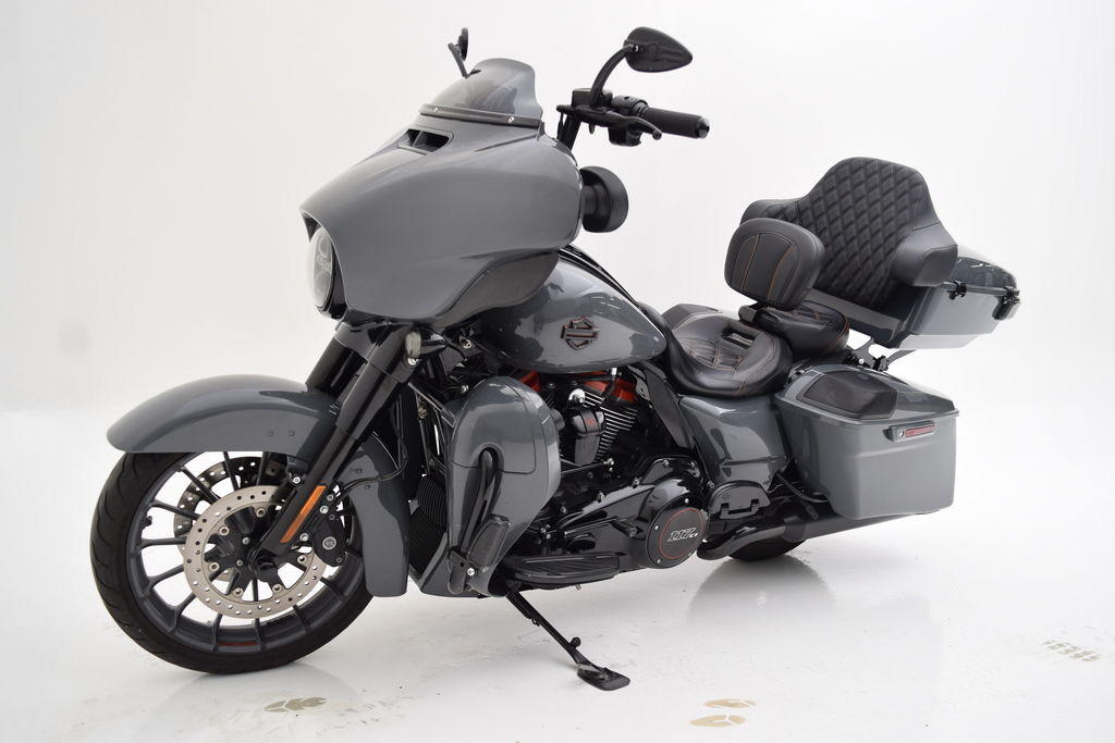 CVO® Street Glide®