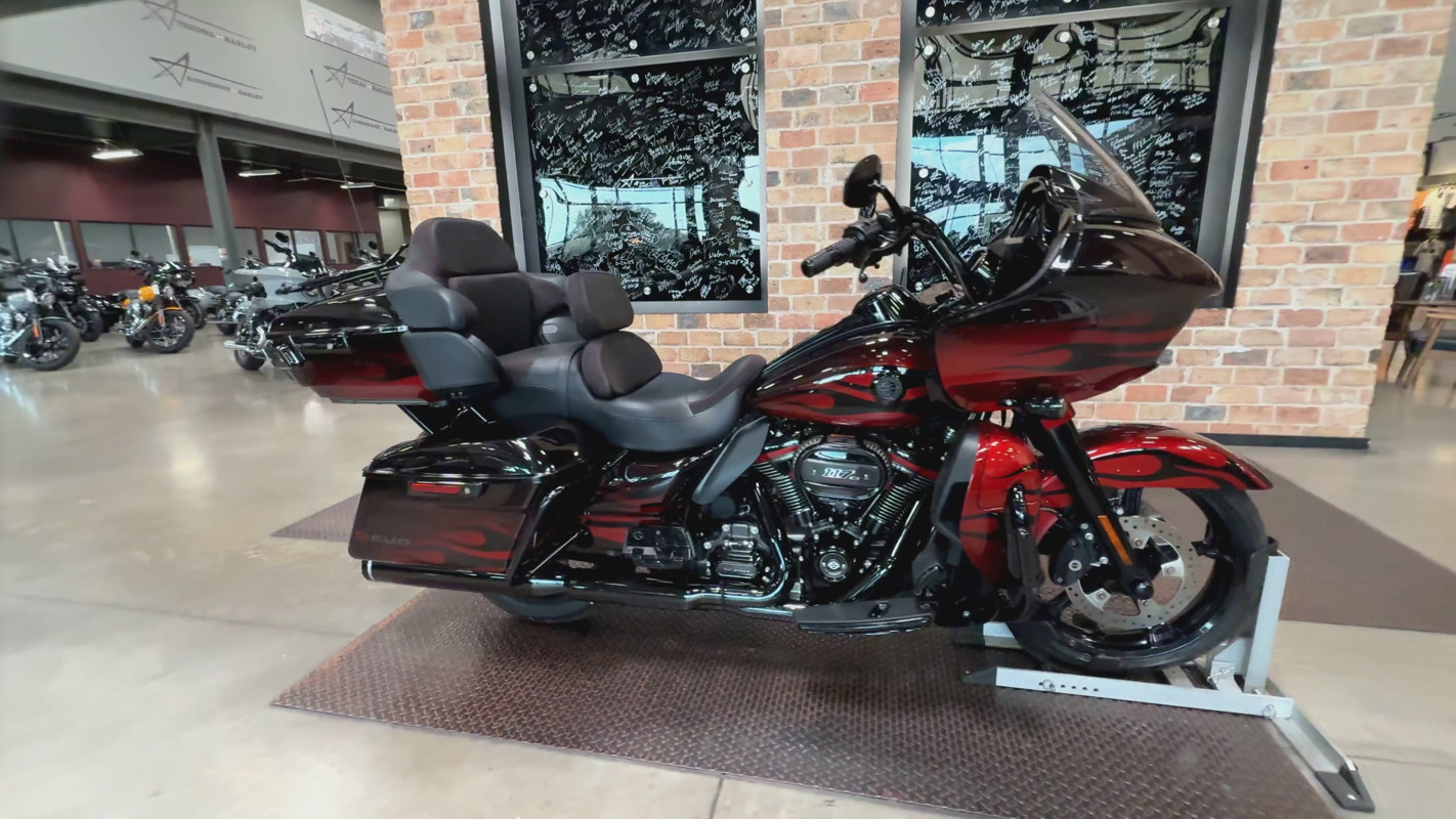 CVO® Road Glide®