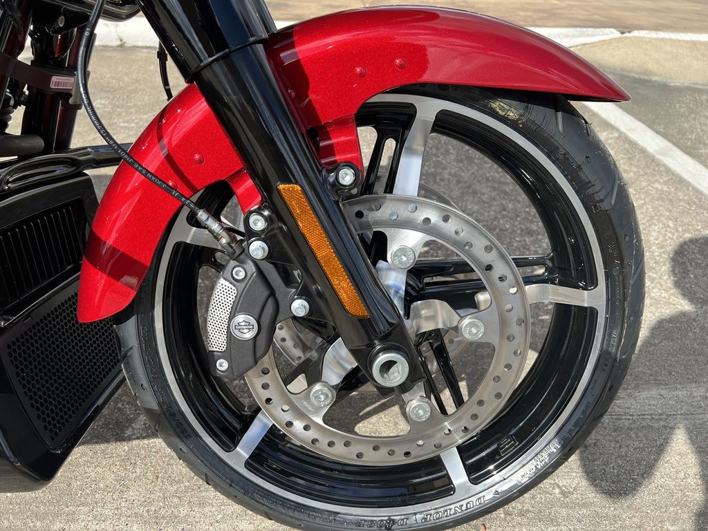 Road Glide®