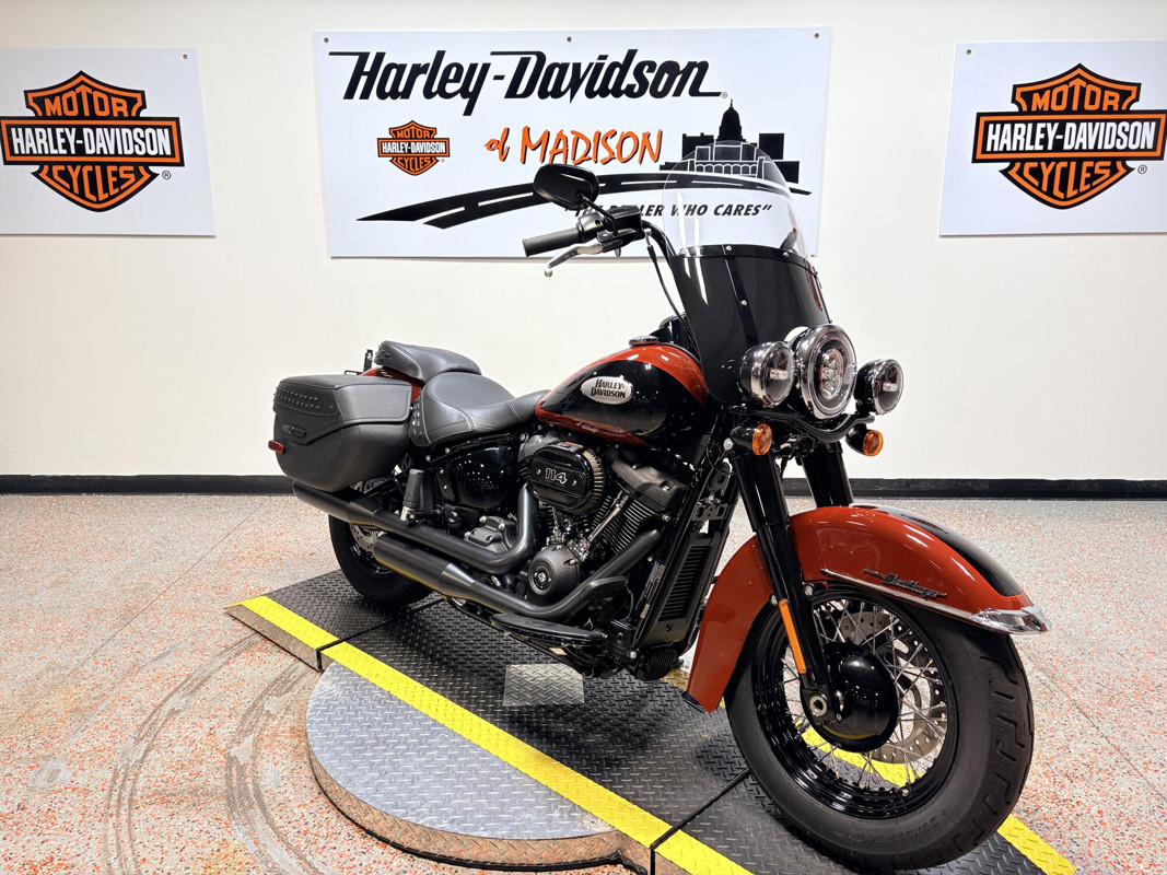 Heritage Classic 114