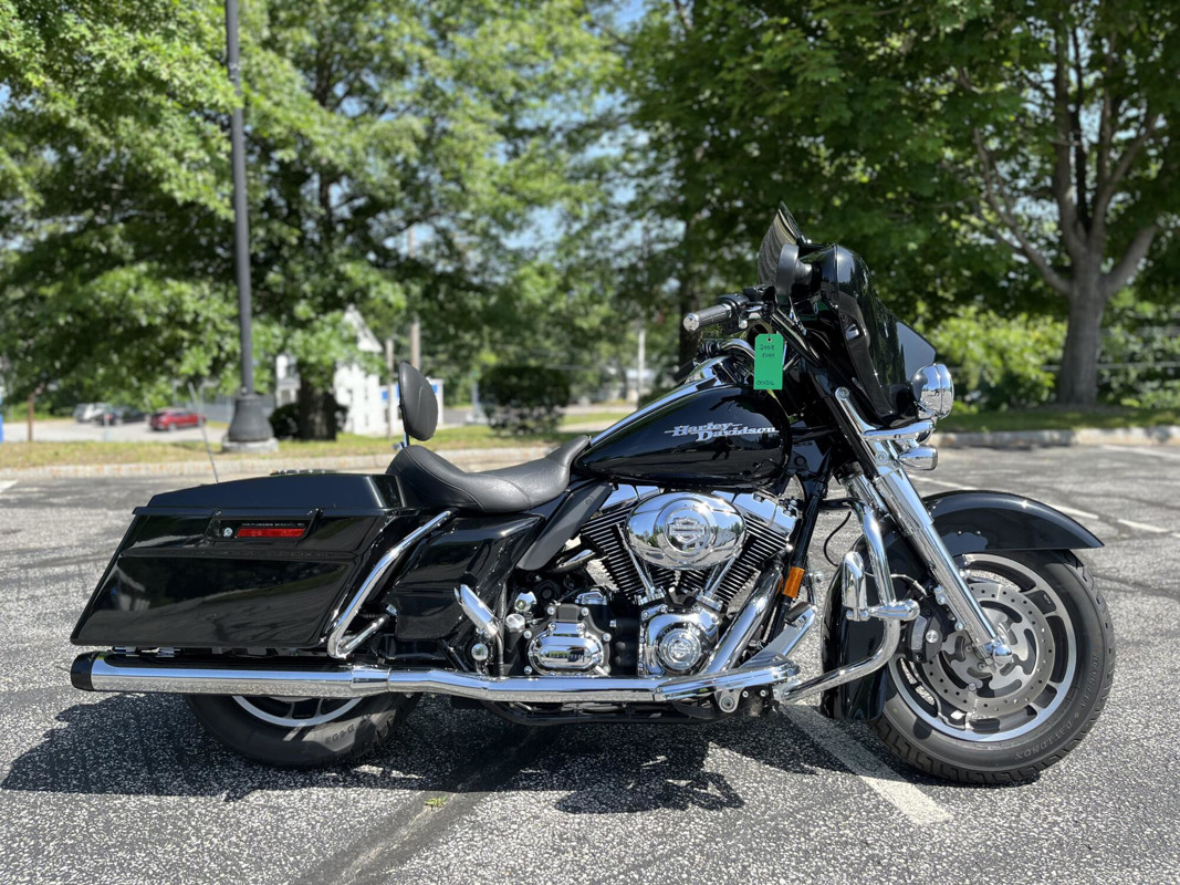 Street Glide®