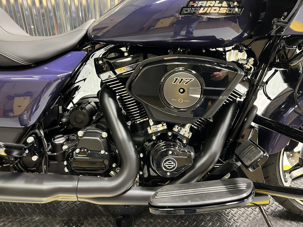 Road Glide®