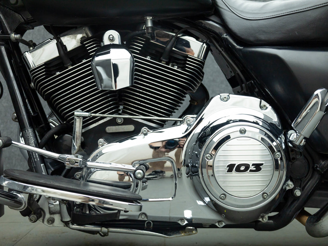 Street Glide®