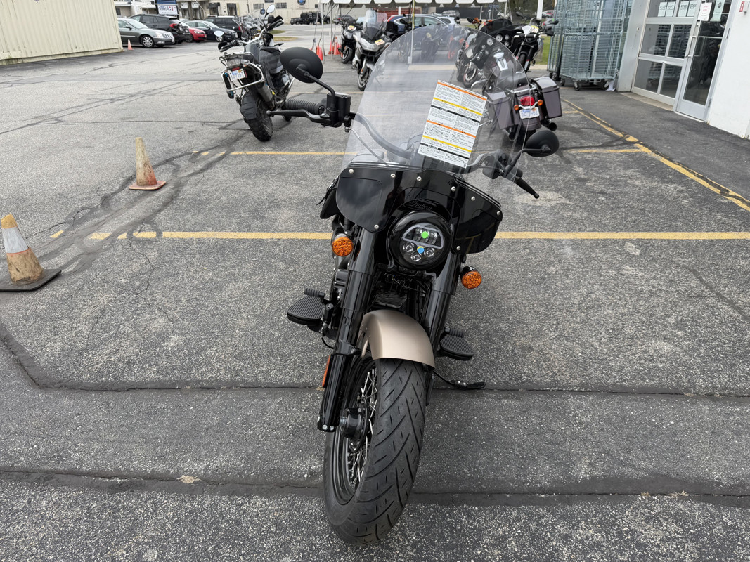 Super Chief Dark Horse