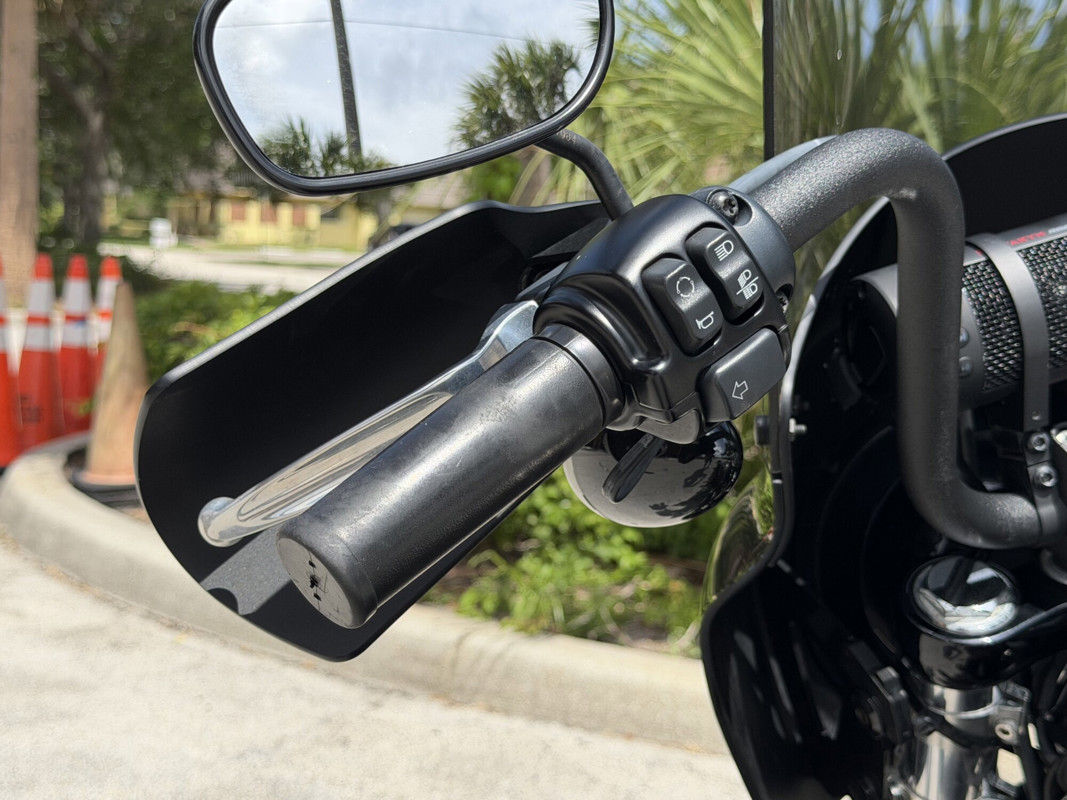 Street Bob®