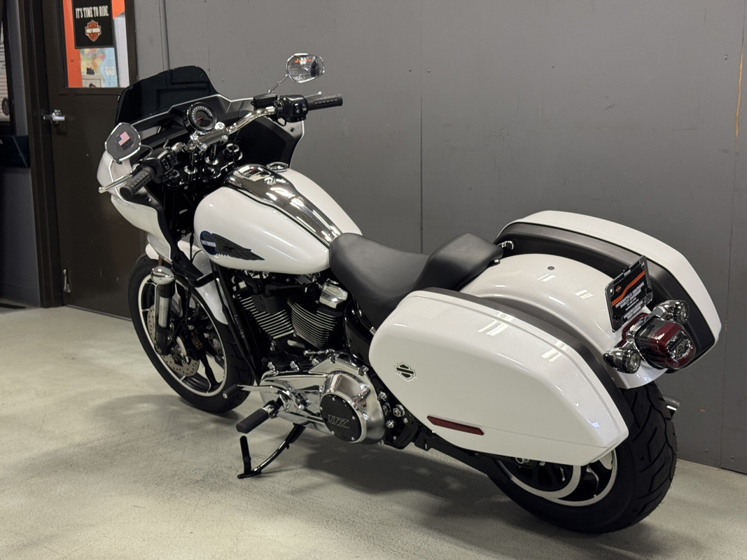 Low Rider® ST