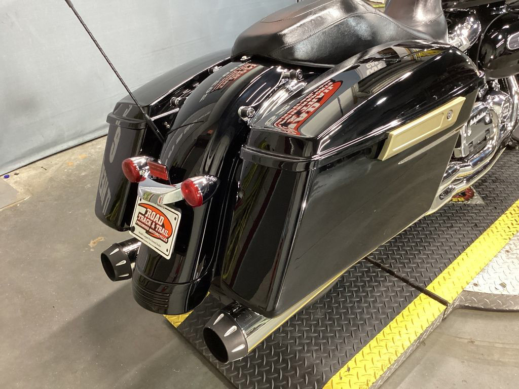 Road Glide®