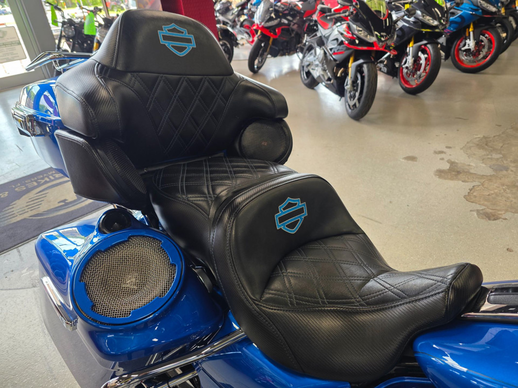 Road Glide® Ultra