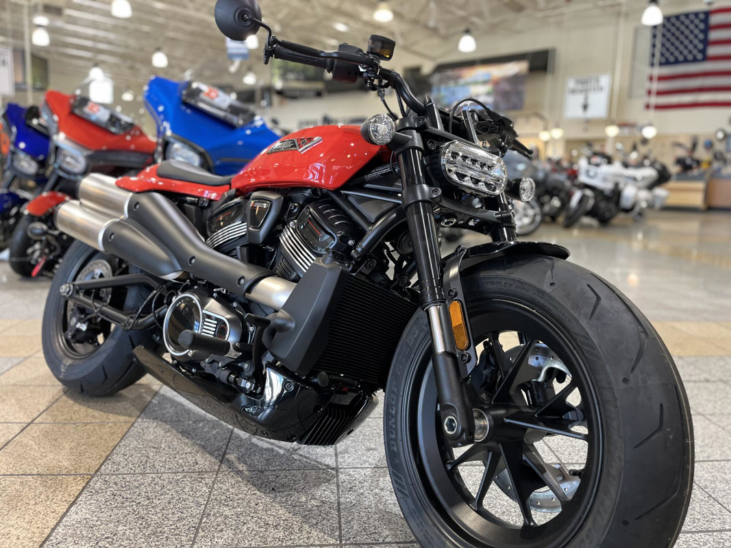 Sportster® S