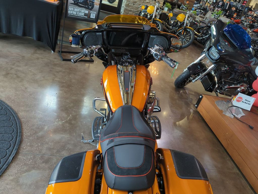 CVO® Street Glide®