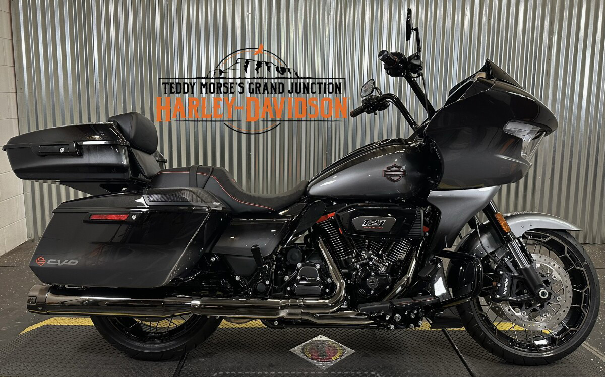 CVO® Road Glide®