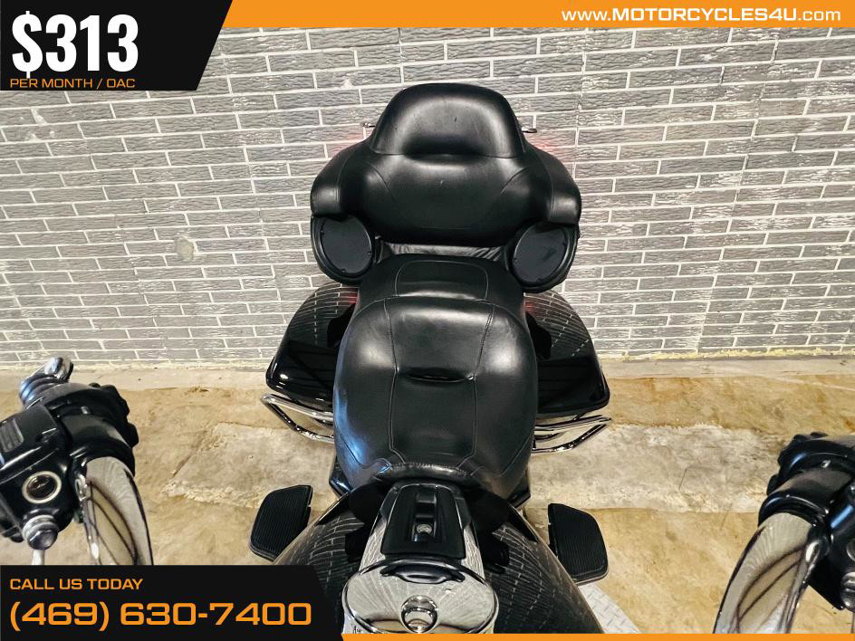 Road Glide® Ultra