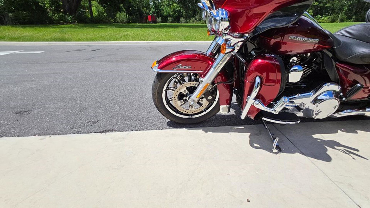 Electra Glide® Ultra Limited® Low