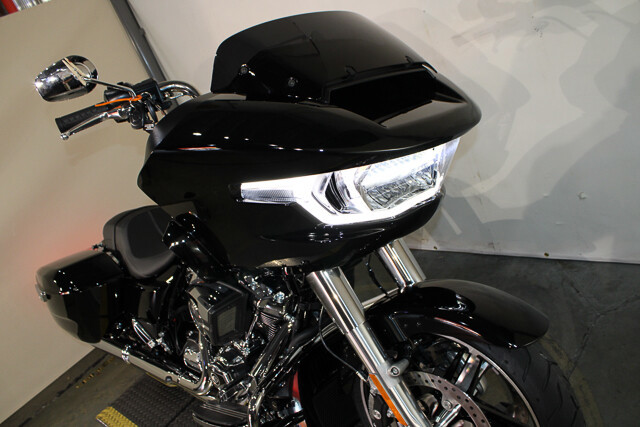Road Glide®