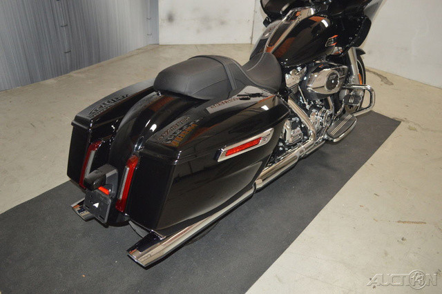 Road Glide®