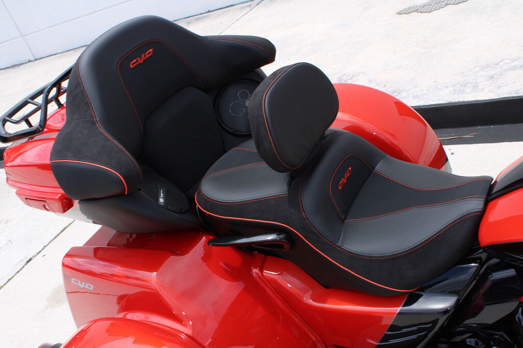 CVO® Street Glide® 3 Limited