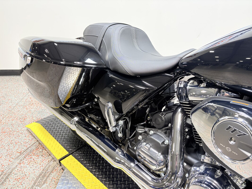 Road Glide®