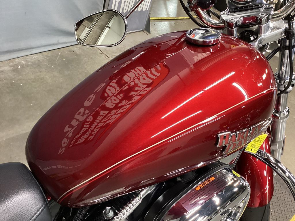 Sportster® SuperLow® 1200T