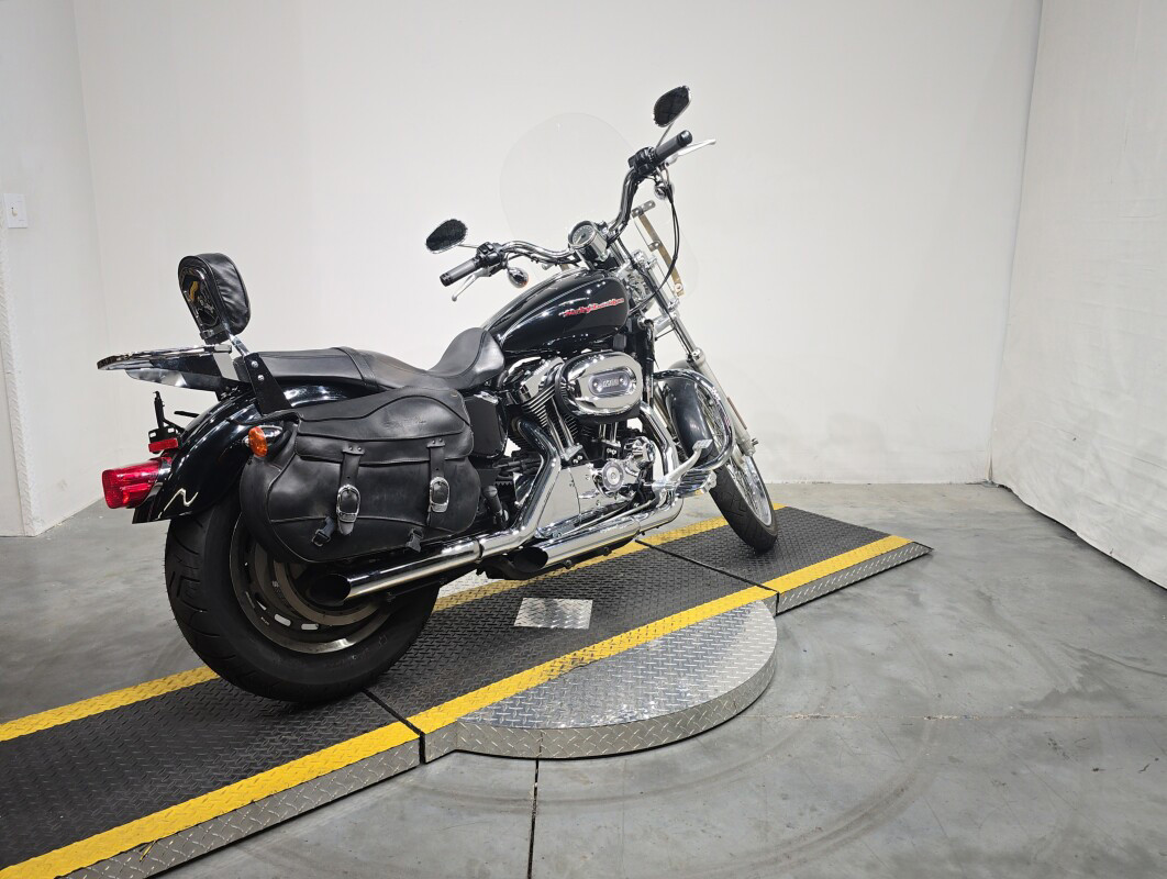 Sportster® 1200 Custom