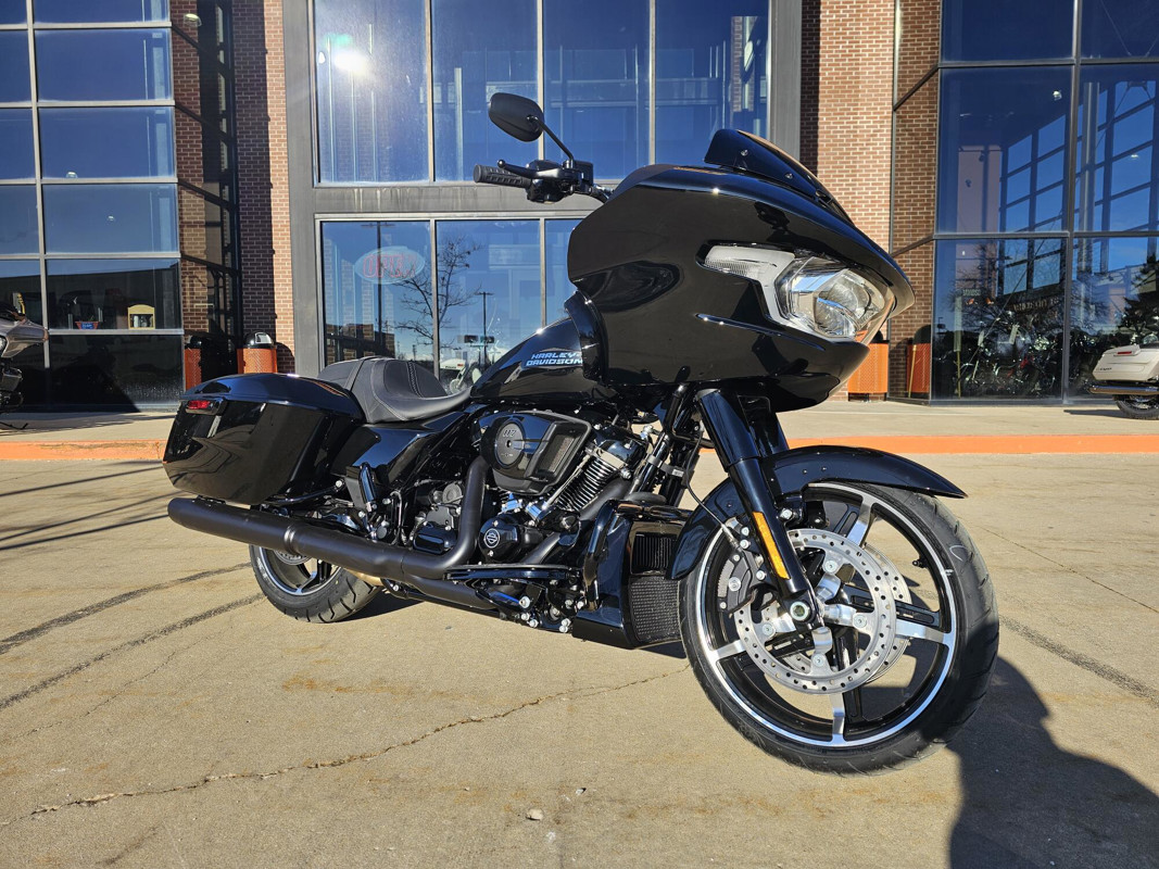 Road Glide®