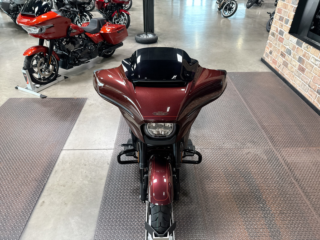 CVO® Street Glide®