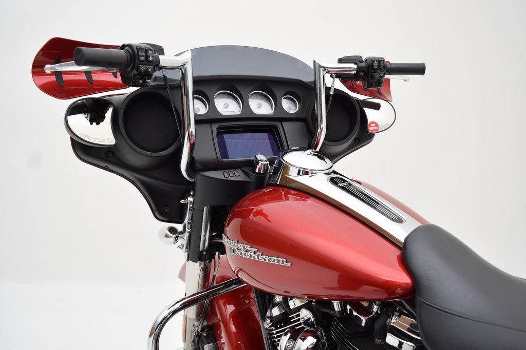 Street Glide®