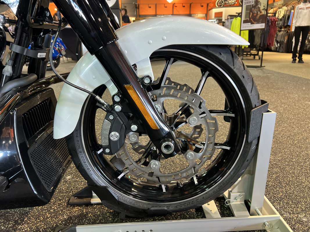 Road Glide®