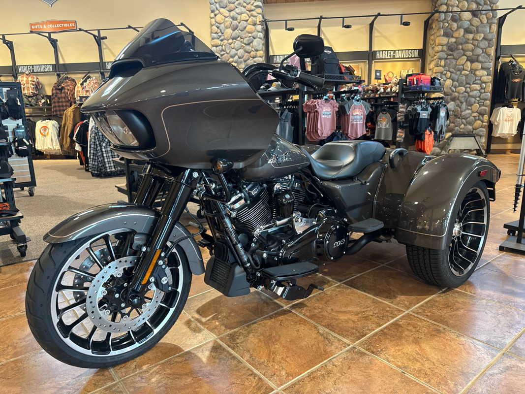 Road Glide® 3