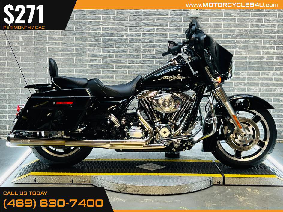 Street Glide®