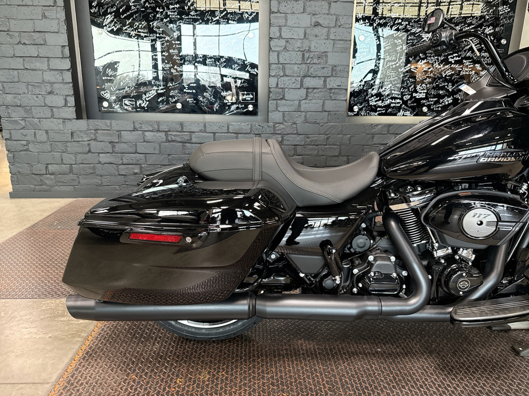 Road Glide®