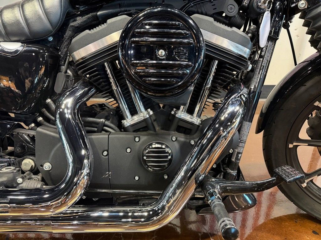 Iron 883®