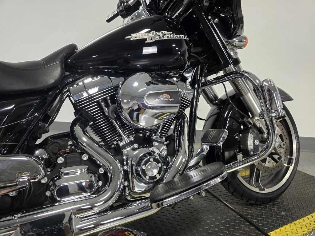 Street Glide® Special