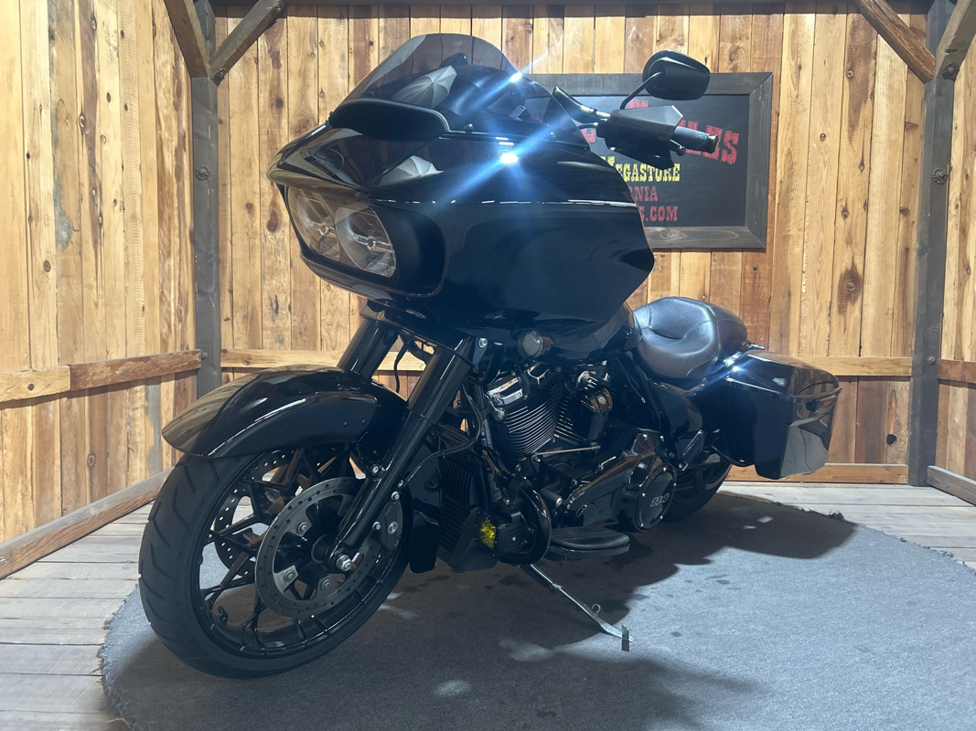 Road Glide®