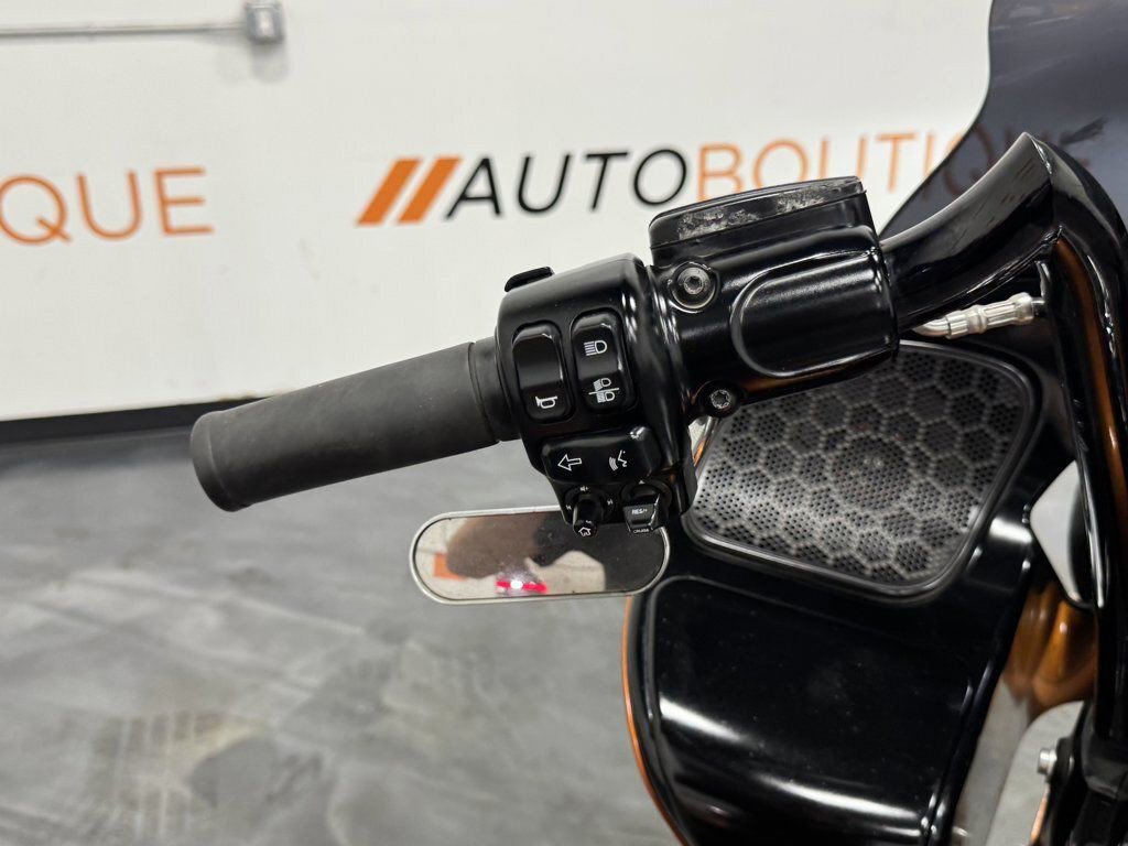 Road Glide® Special