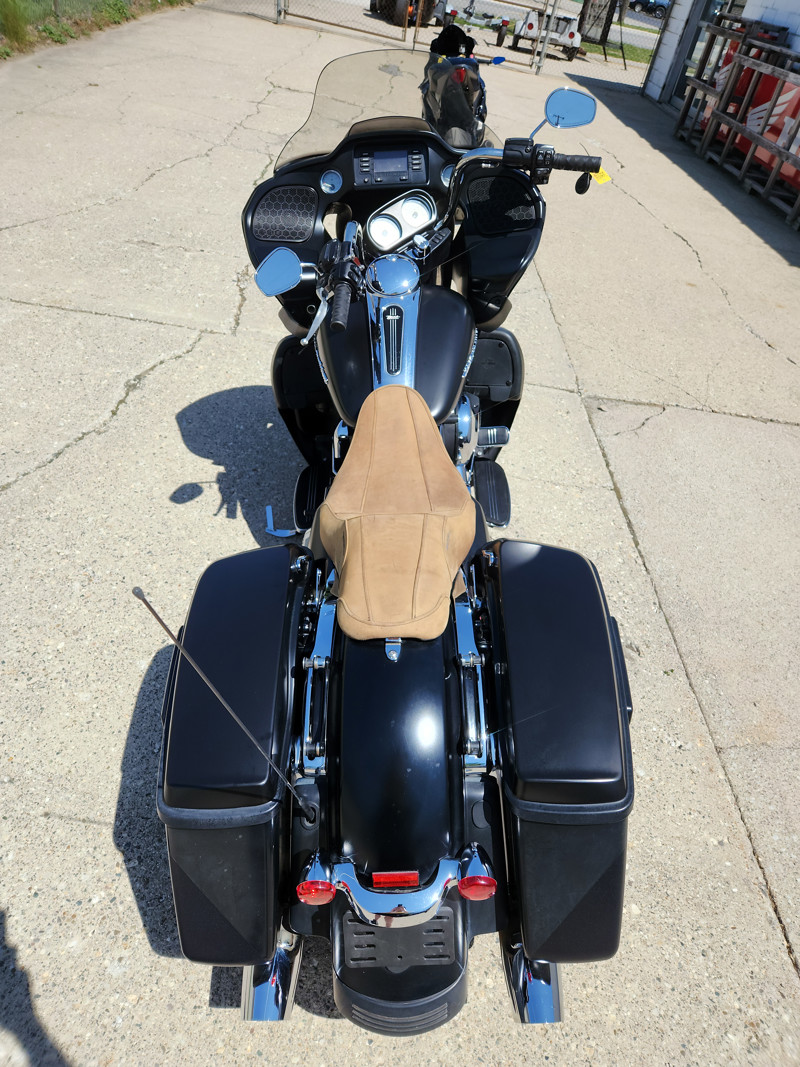 Road Glide®