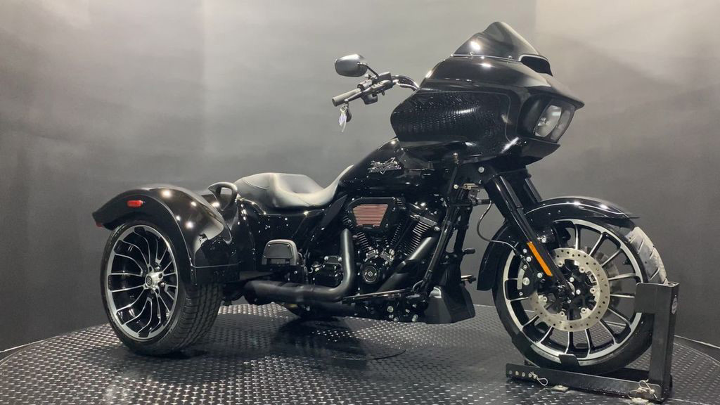 Road Glide® 3