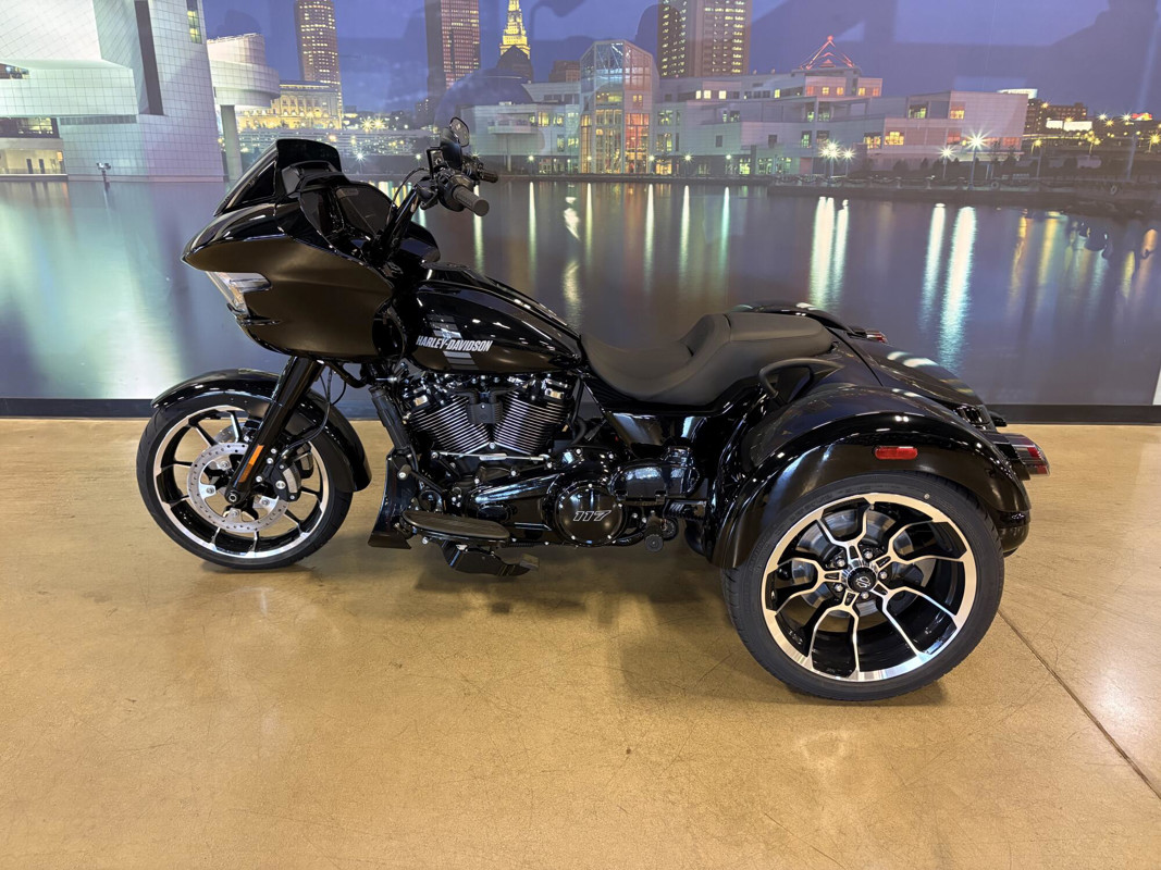 Road Glide® 3