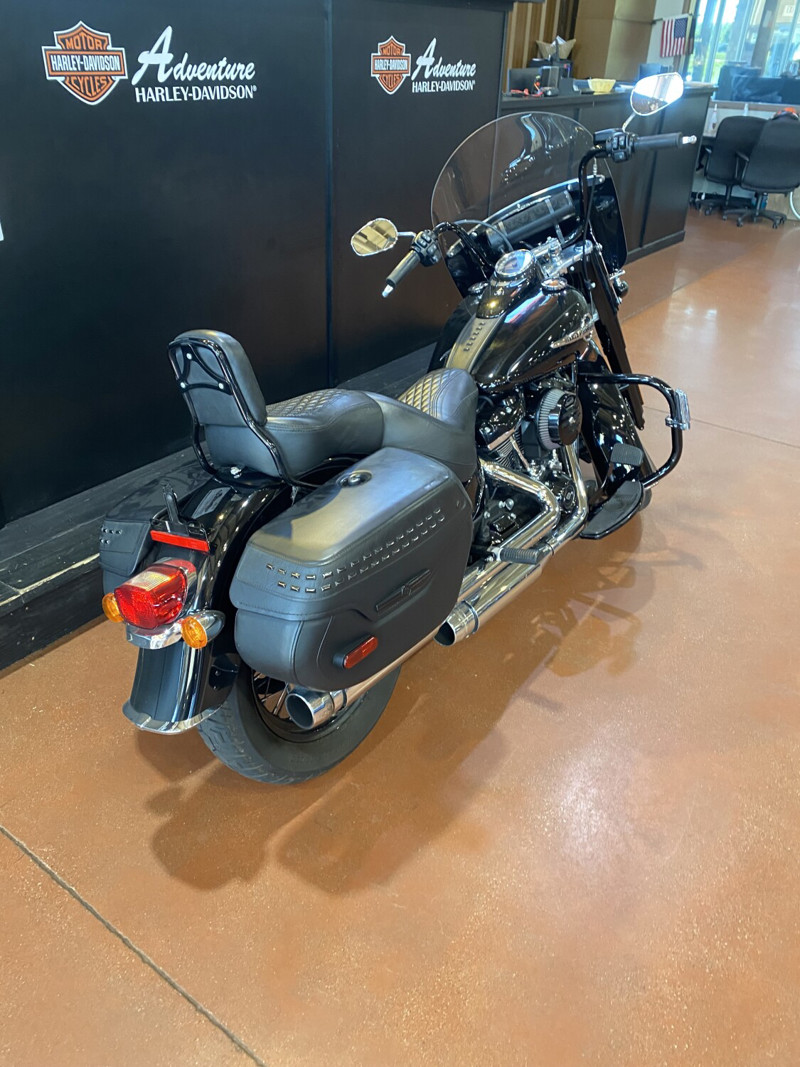 Softail® Heritage Classic 114