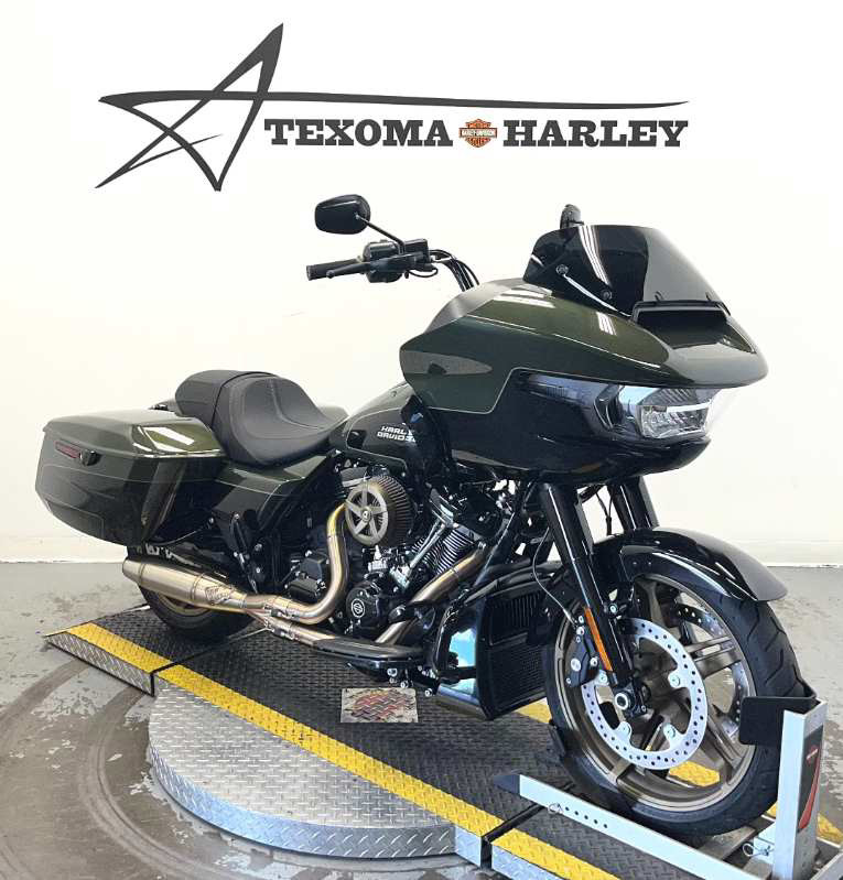 Road Glide®