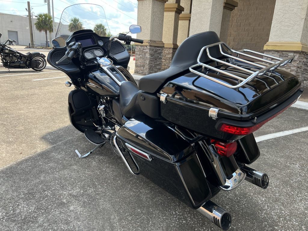 Road Glide® Ultra